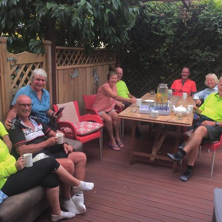 Riverside B & B Kurow Bagian luar foto
