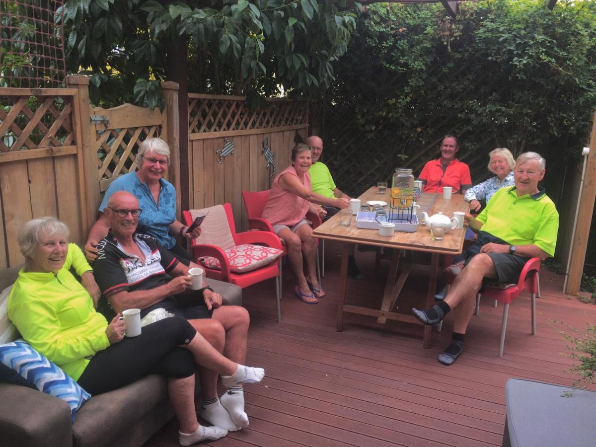 Riverside B & B Kurow Bagian luar foto