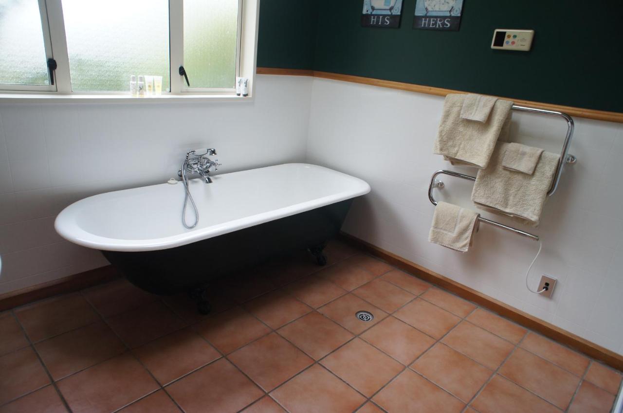 Riverside B & B Kurow Bagian luar foto
